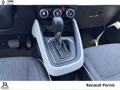 Photo 5 Renault Clio  TECHNO E-Tech hybride 145ch + PACK WINTER + PACK ADVANCED DRIVING