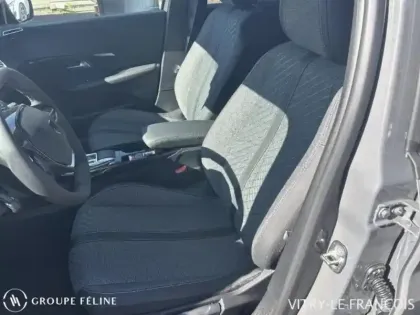 Photo 8 Peugeot 208  e- 156ch  Allure