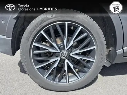 Photo 7 Toyota C-HR  122h Distinctive 2WD E-CVT