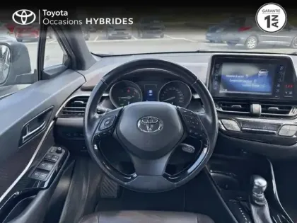 Photo 14 Toyota C-HR  122h Distinctive 2WD E-CVT