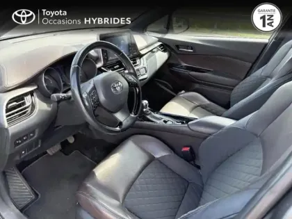Photo 17 Toyota C-HR  122h Distinctive 2WD E-CVT