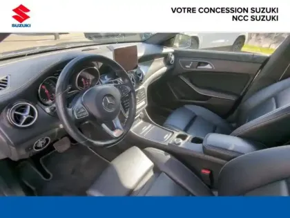 Photo 11 Mercedes CLA  220 d Starlight Edition 7G-DCT Euro6c