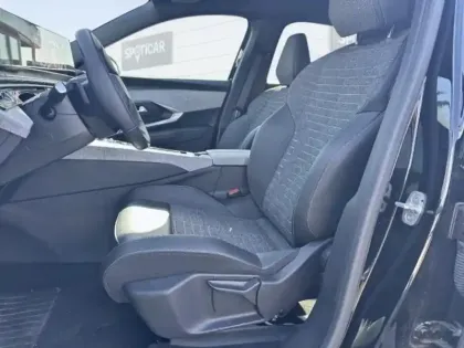 Photo 8 Peugeot 3008  Electrique 210ch Batterie 73 kWh Allure
