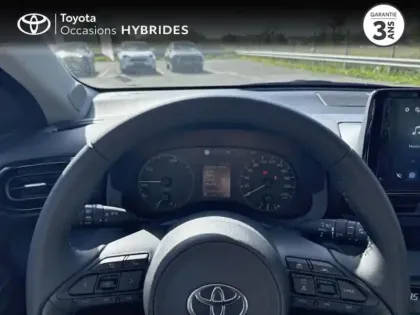 Photo 12 Toyota Yaris  116h Dynamic 5p MC24