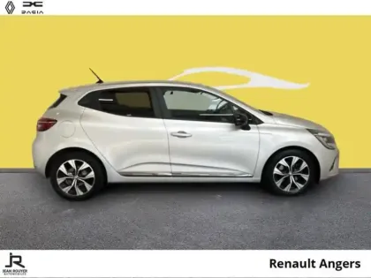 Photo 10 Renault Clio  1.5 Blue dCi 100ch Evolution