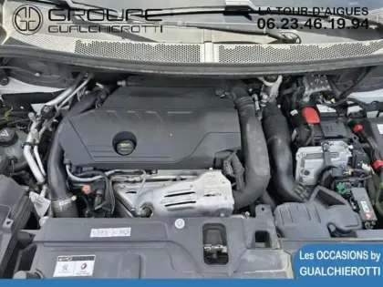 Photo 11 Peugeot 3008  HYBRID 225ch GT e-EAT8