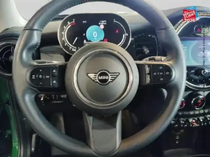 Photo 11 Mini Mini  Cooper 136ch  Edition Camden BVA7