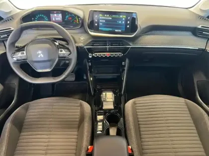 Photo 5 Peugeot 208  e- 136ch Like
