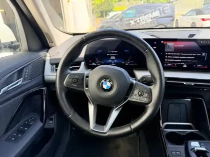 Photo 14 BMW X1  sDrive18d 150ch Business Design