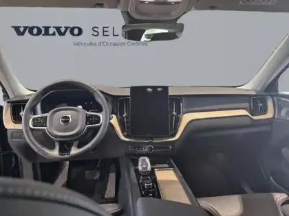 Photo 10 Volvo Xc60  T6 Hybride Rechargeable 350ch Ultra Style Dark Geartronic 8 AWD