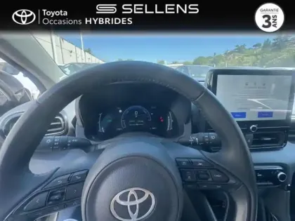 Photo 12 Toyota Yaris  116h Design 5p MC24