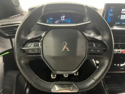 Photo 12 Peugeot 2008  1.2 PureTech 130ch S&S GT Line