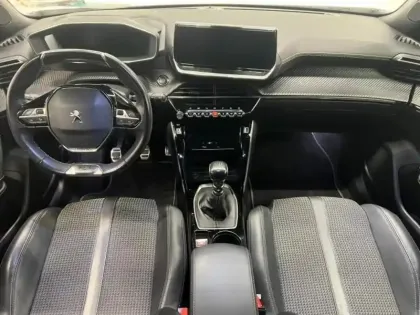 Photo 6 Peugeot 2008  1.2 PureTech 130ch S&S GT Line