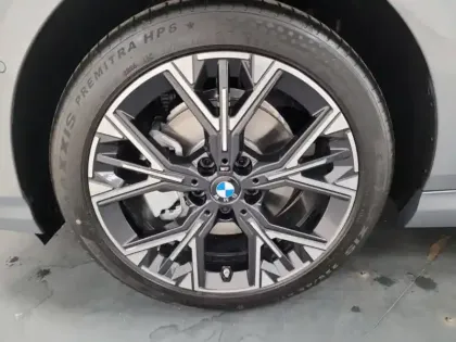 Photo 8 BMW Serie 1 Série 1 120A 170ch M Sport Design DKG7