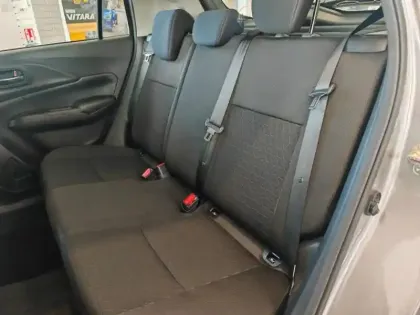 Photo 7 Suzuki Swift  1.2 Hybrid 83ch Avantage