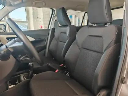 Photo 10 Suzuki Swift  1.2 Hybrid 83ch Avantage