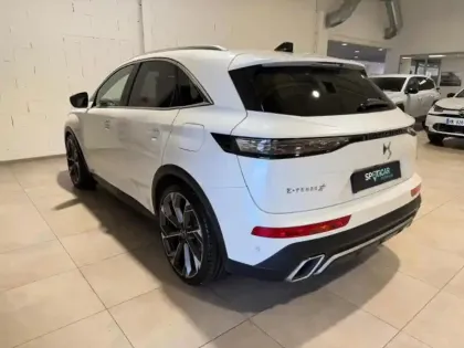 Photo 8 DS DS 7  E-TENSE 4x4 360ch Rivoli