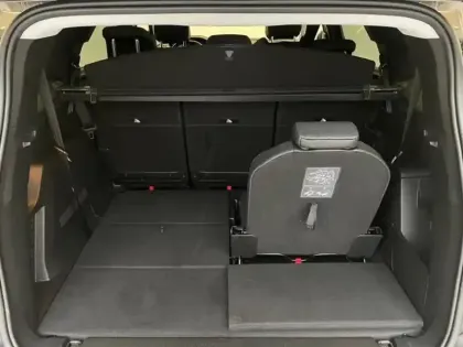 Photo 11 Peugeot 5008  1.2 PureTech 130ch S&S Allure Pack