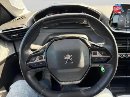 Photo 11 Peugeot 208  1.2 PureTech 100ch S&S Active