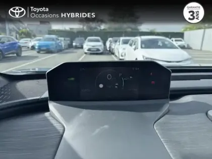 Photo 13 Toyota C-HR + 224ch 77kWh Design Grande Autonomie
