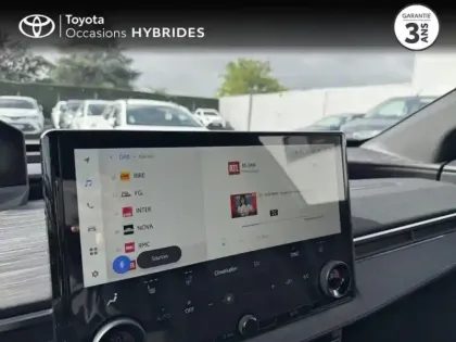 Photo 14 Toyota C-HR + 224ch 77kWh Design Grande Autonomie