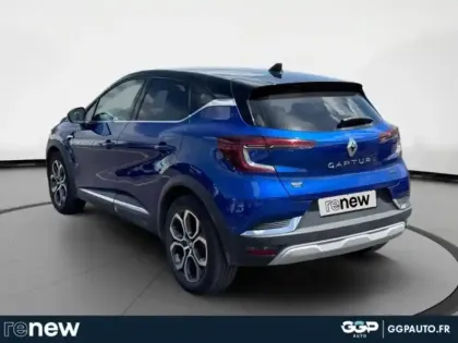 Photo 17 Renault Captur  1.6 E-Tech hybride 145ch Techno
