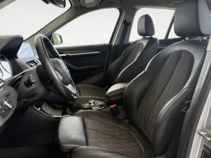 Photo 8 BMW X1  xDrive25eA 220ch xLine 6cv