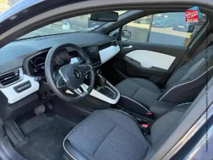 Photo 14 Renault Clio  1.6 E-Tech hybride 140ch Intens -21N