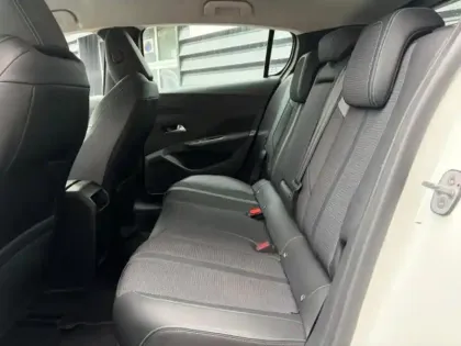 Photo 8 Peugeot 308  1.2 PureTech 130ch S&S Active Pack