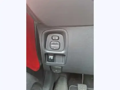 Photo 13 Toyota Aygo 1.0 VVT-i x-play 72 ch