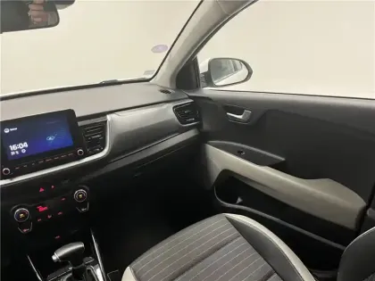 Photo 8 Kia Stonic 1.0 T-GDI 120 CH MHEV DCT7