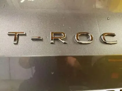 Photo 23 Volkswagen T-roc FL NOUVEAU NF 1.5 ETSI HYBRID 150CH D