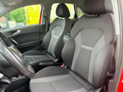 Photo 11 Audi A1 Ambiente 1.0 95 ch 