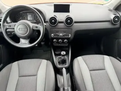 Photo 9 Audi A1 Ambiente 1.0 95 ch 