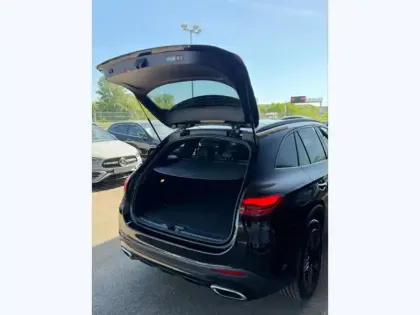 Photo 22 Mercedes GLC  200 d 4MATIC AMG Line