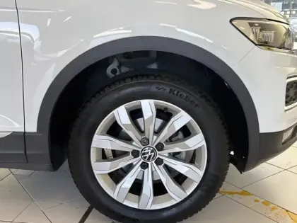 Photo 14 Volkswagen T-roc Active Car Play Caméra GPS Cli