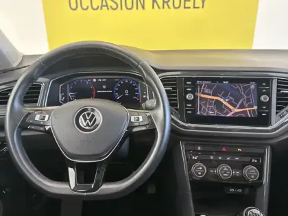 Photo 19 Volkswagen T-roc Active Car Play Caméra GPS Cli