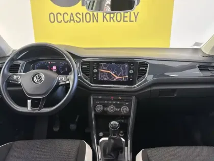 Photo 10 Volkswagen T-roc Active Car Play Caméra GPS Cli