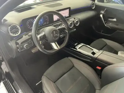 Photo 8 Mercedes Classe A 250 e AMG Line