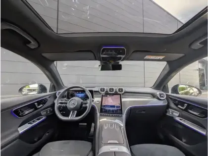 Photo 10 Mercedes GLC 300 e Hybrid EQ 4MATIC 