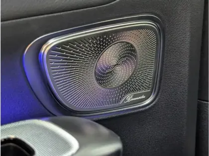 Photo 18 Mercedes GLC 300 e Hybrid EQ 4MATIC 