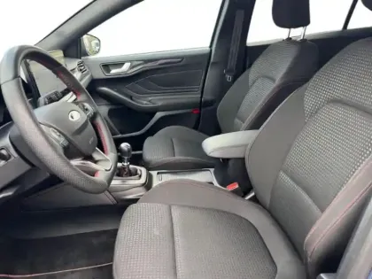 Photo 6 Ford Focus  1.0 Flexifuel mHEV 125ch ST-Line X