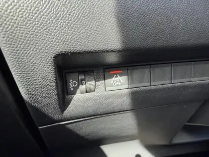 Photo 14 Peugeot 2008  1.2 PureTech 130ch S&S Allure