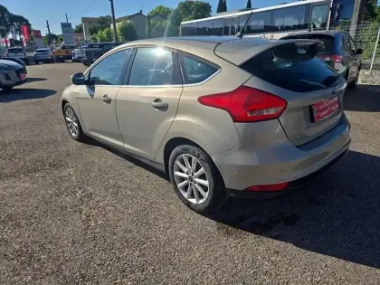 Photo 5 Ford Focus  1.5 TDCi 120ch Stop&Start Titanium