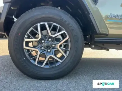 Photo 11 Jeep Wrangler  Unlimited 2.0 T 380ch 4xe Sahara Command Trac