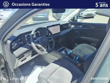 Photo 12 Volkswagen Tiguan  1.5 eTSI 150ch Elegance DSG7