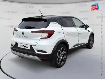 Photo 5 Renault Captur  1.6 E-Tech hybride 145ch Intens -21