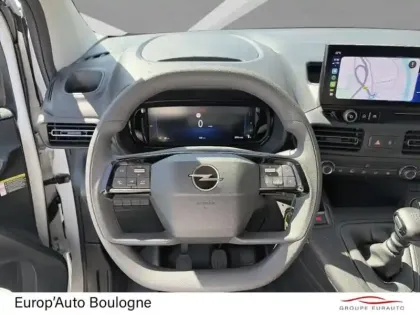 Photo 8 Opel Combo  Cargo M Essence 110ch Pack Premium Connect