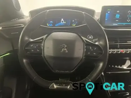 Photo 12 Peugeot 2008  e- 136ch GT
