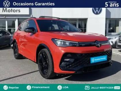 Photo 17 Volkswagen Tiguan  1.5 eTSI 150ch R-Line Exclusive DSG7